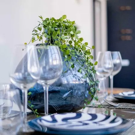 Апартаменты Elegant En Plein Coeur De - Les Locations De Proust Кабур