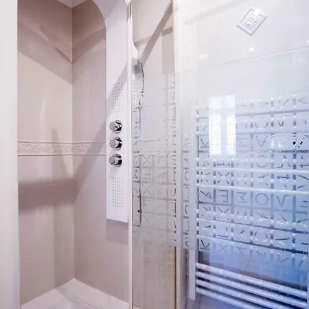 Apartment Elegant En Plein Coeur De - Les Locations De Proust *